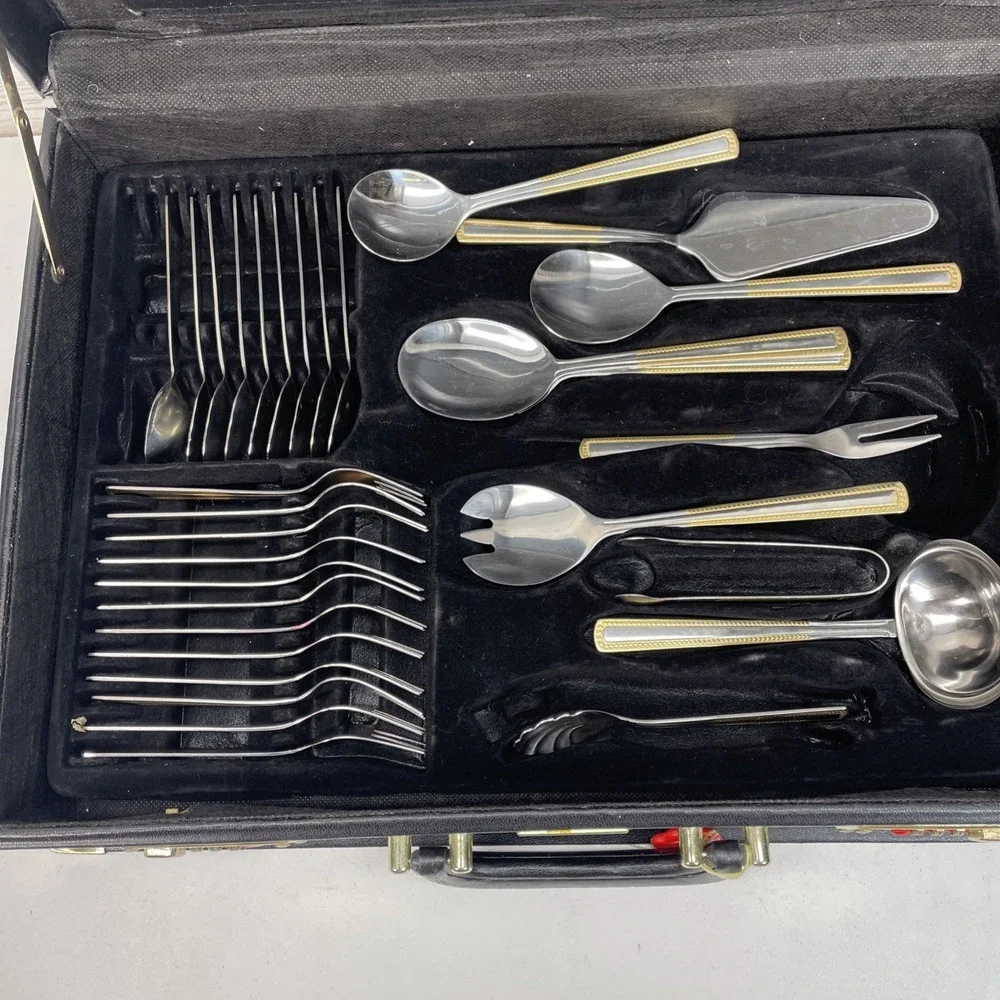 Solingen Germany 18/10 Stainless Gold Trim Flatware 66 Piece Set with Case